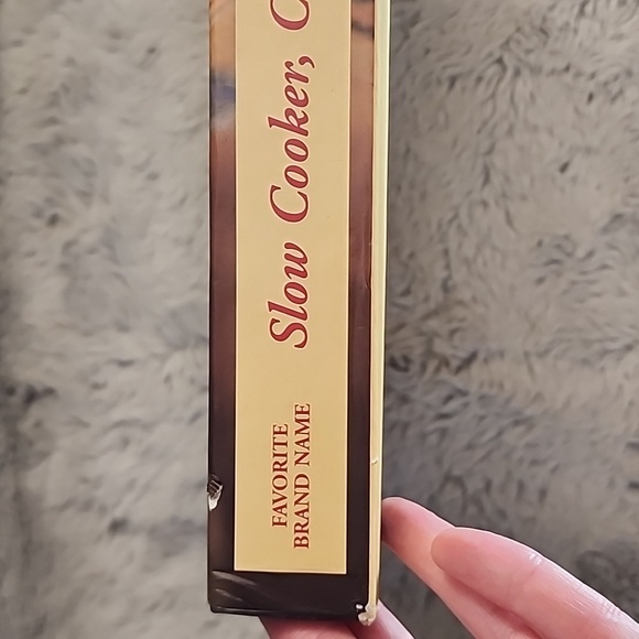 Favorite Brand Name Slow Cooker Casseroles And More Cookbook‎ - Picture 2 of 12